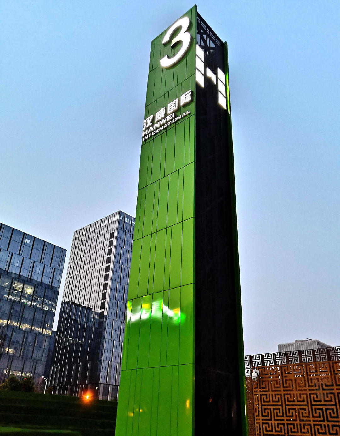 四川酒店精神堡壘_四川商業(yè)街精神堡壘_四川房地產精神堡壘