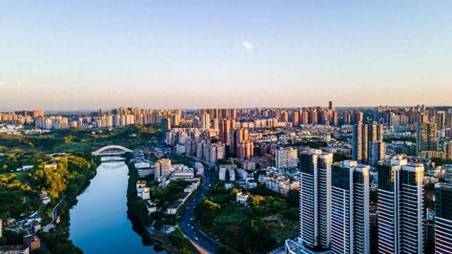 四川自貢:買房最高獲11萬元補貼,已掛牌出售、出租住房不計入家庭住房套數